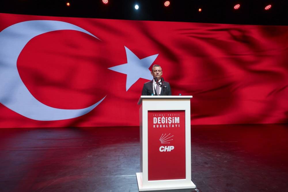 CHP'de Kurultay heyecanı: Özgür Özel'den sert mesajlar 