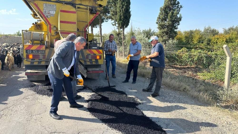 İl Genel Meclis Başkanı Mehmet Can Erdoğan: 'Köy yolları, şehirlerdeki standartlara kavuşacak'  - Videolu Haber