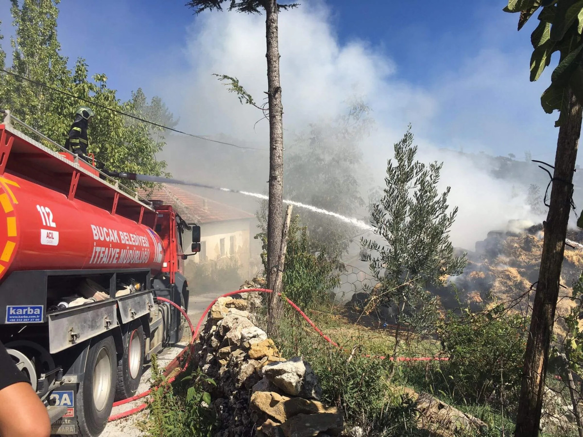 Burdur’da çıkan yangın bir yıllık çalışmayı kül etti