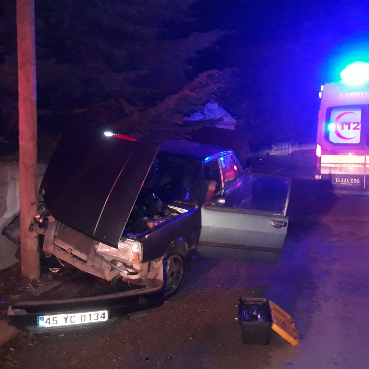 Burdur'da  sıkışmalı trafik kazası