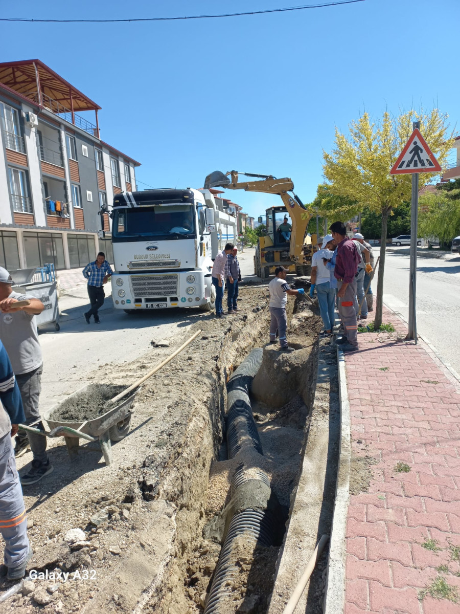 Burdur'da su baskınına karşı Belediye önlem alıyor 