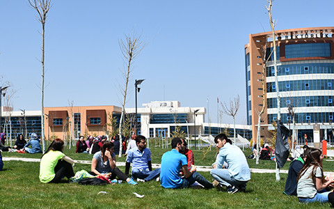 Burdur'daki Öğrenciler Dikkat: KYK Burs ve Kredi Başvuruları Başladı!