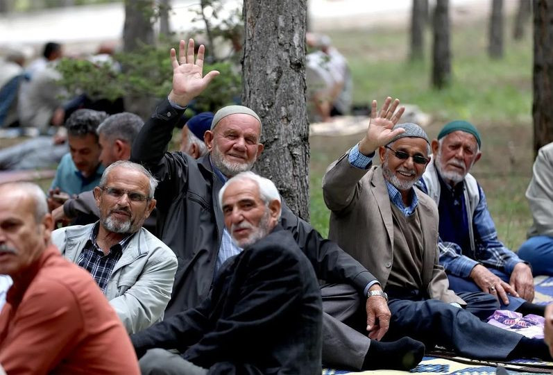 Burdurlu Emeklilere Müjde: Kaplıca Hizmetleri Artık Ücretsiz!