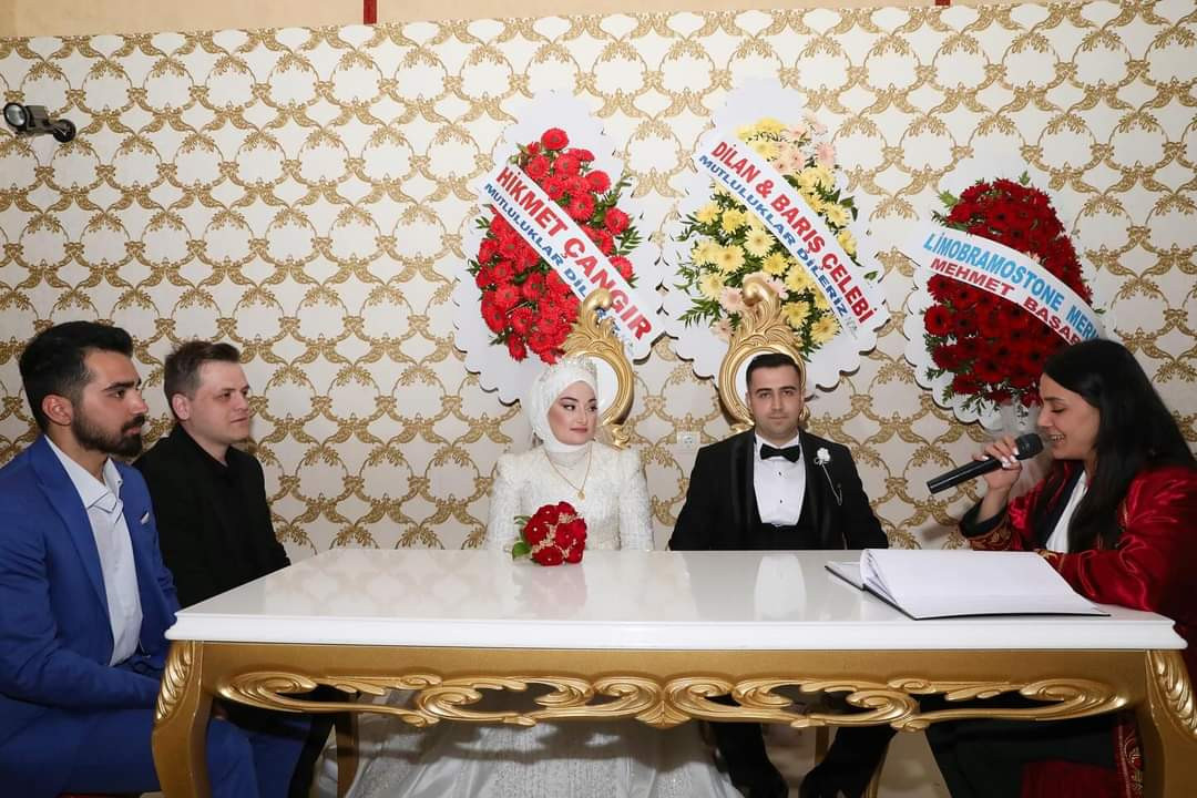 Burdur’un ilk kadın Belediye Başkanı ilk nikahını kıydı